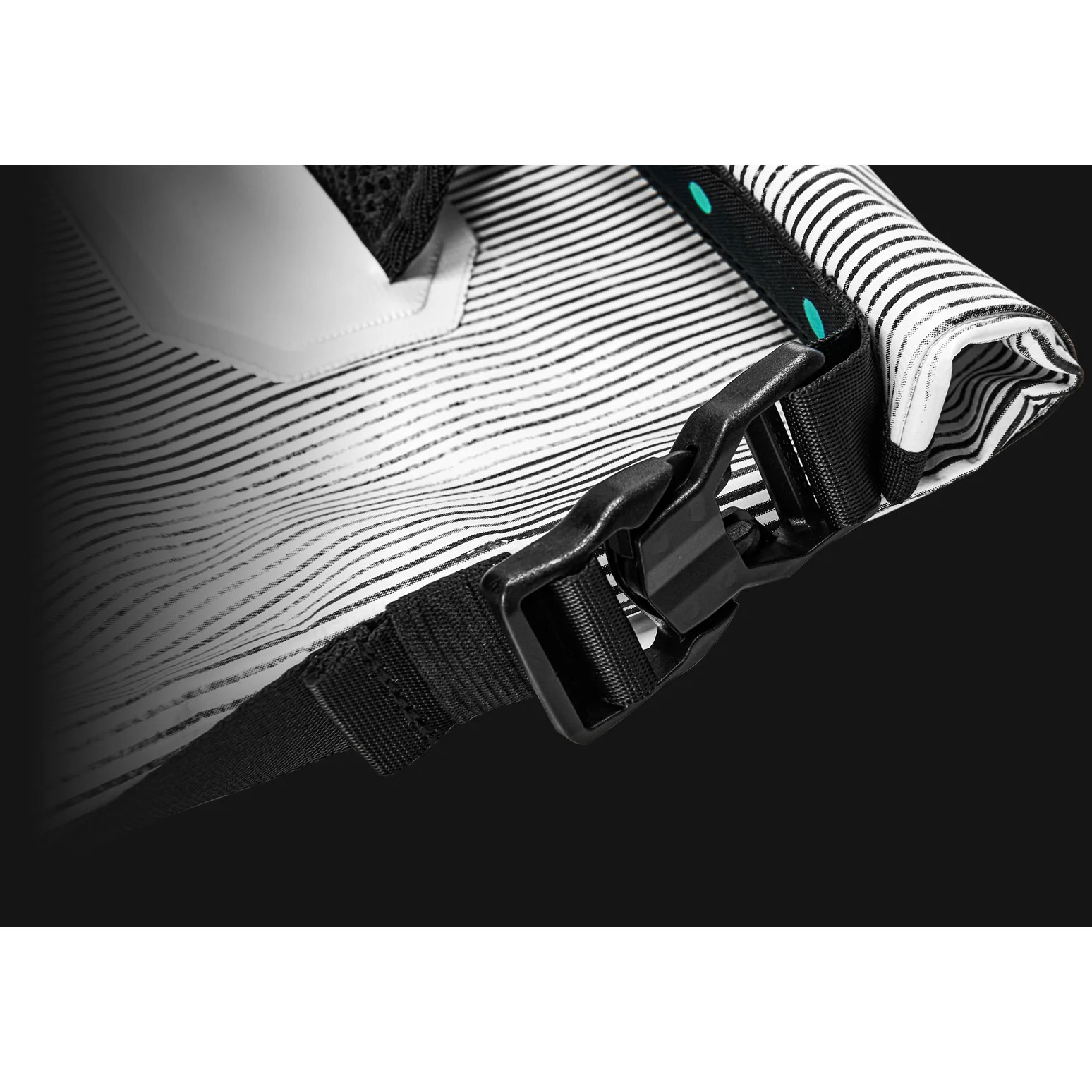 Dry Bag Aztron 22L tipo mochila - Imagen 6